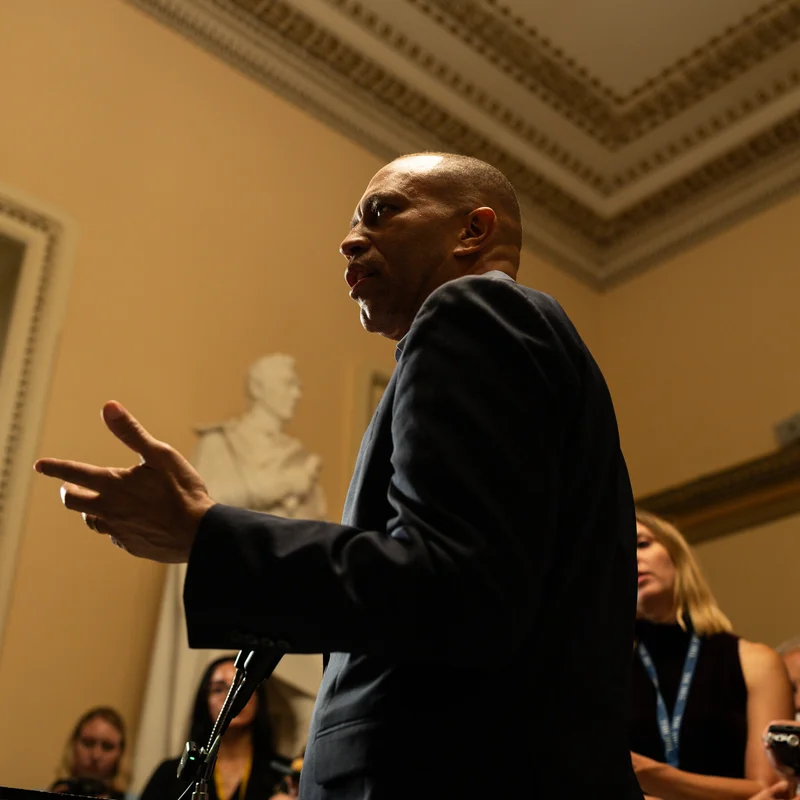 White House Threat of Federal Layoffs Only Deepens Shutdown Impasse