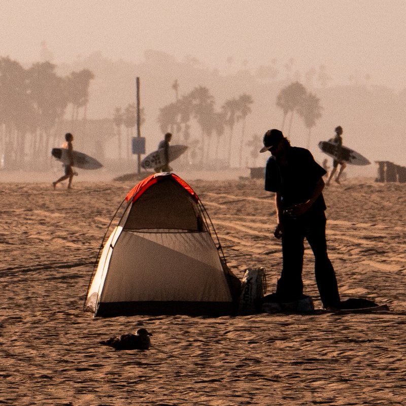 How One Man Is Working to Solve Los Angeles’s Homelessness Problem on His Own