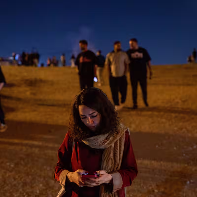 Internet Clampdown Strains Iranians’ Links to One Another, and the World