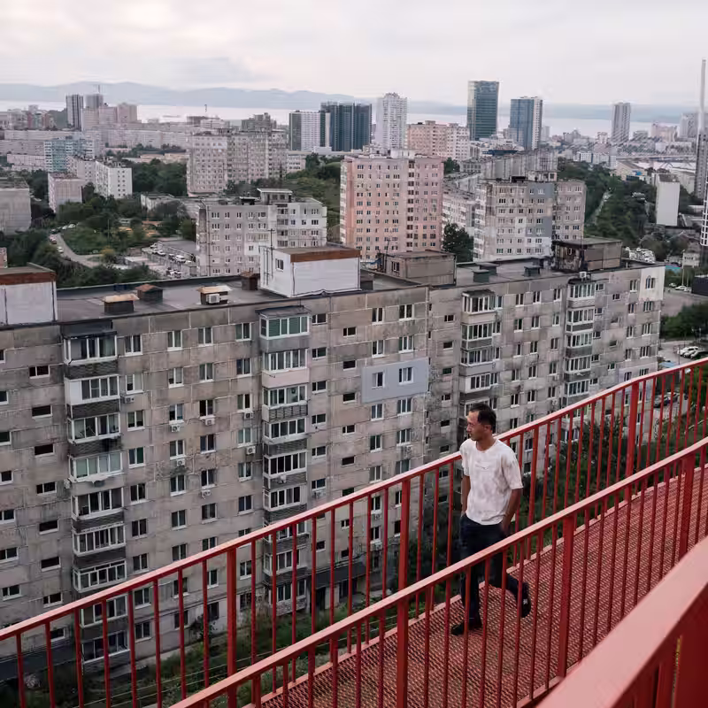 A Pacific Gateway Shows the Kremlin’s Grip on Russia’s Vast Expanse