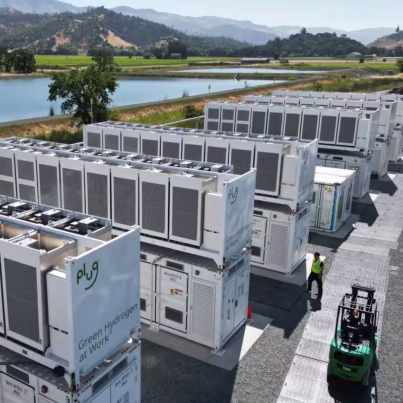 Energy Dept. Cancels Hundreds of Clean-Energy Projects, Mostly in Blue States