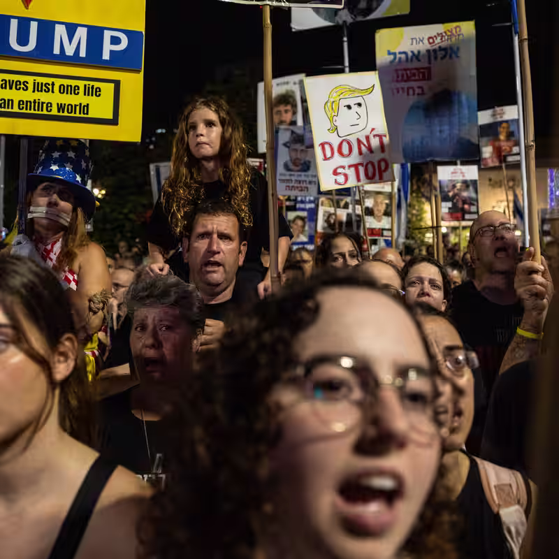 At a Protest for a Deal, Israelis Wrestle With a Mix of Emotions