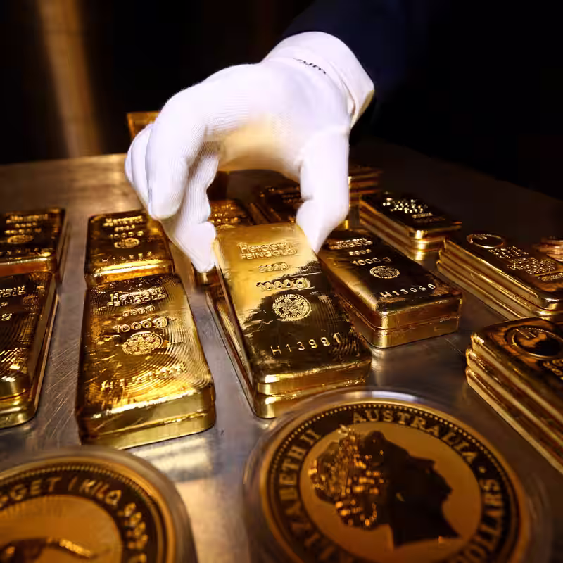 Gold Price Nears $4,000 an Ounce, a Sign of Turmoil and Unease