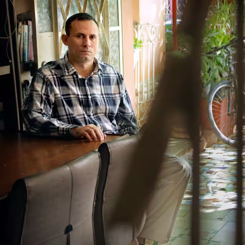 Cuban Dissident Leader Leaves Prison for Exile in the U.S.