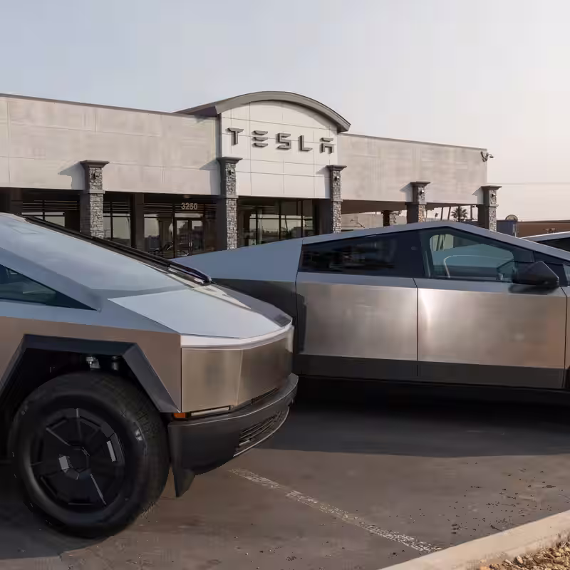 Tesla’s Profit Falls 37% After It Cut Car Prices