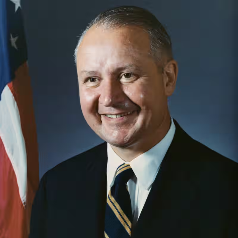 J. William Middendorf II, 101, Dies; Navy Secretary and Musical Diplomat