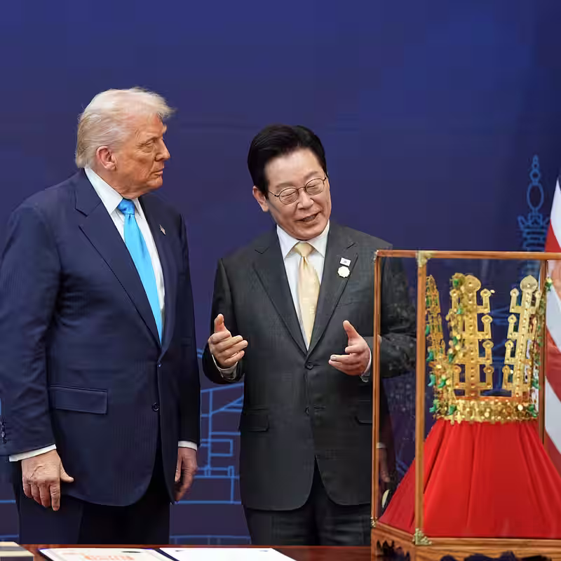 South Korea Gifts Trump a Replica of an Ancient Gold Crown
