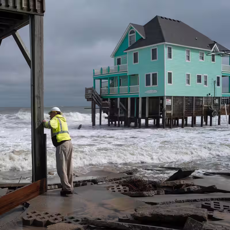 Five Houses Collapse in North Carolina’s Outer Banks