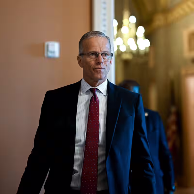 Trump Calls on Republicans to End Filibuster in Shutdown Fight