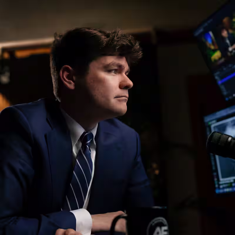 Republicans Denounce Tucker Carlson for Interview With Nick Fuentes, a White Supremacist